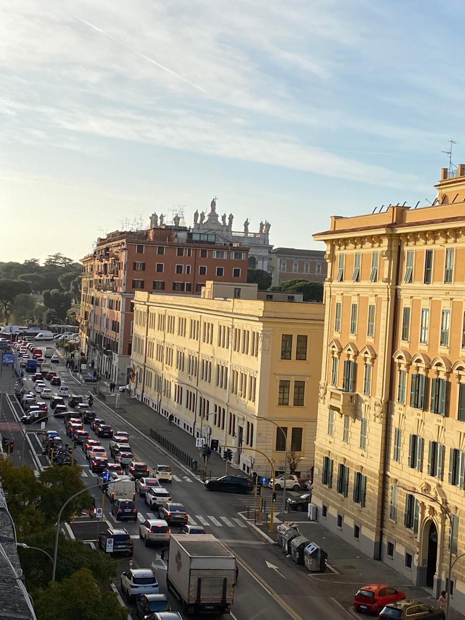 Destination San Giovanni Homey Flat - 3 Bdrs - Metro A *
