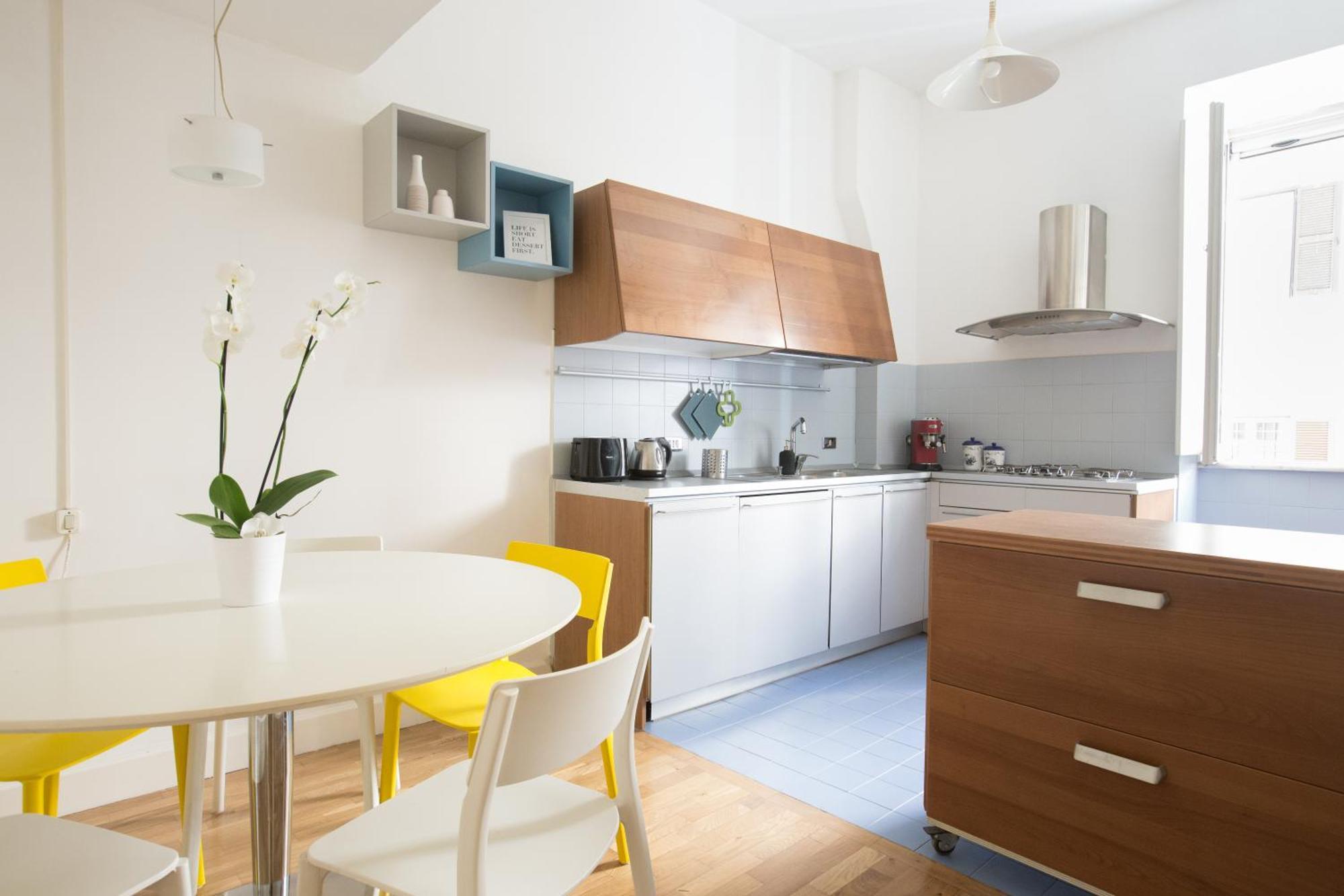 Apartment Destination San Giovanni Homey Flat - 3 Bdrs - Metro A *