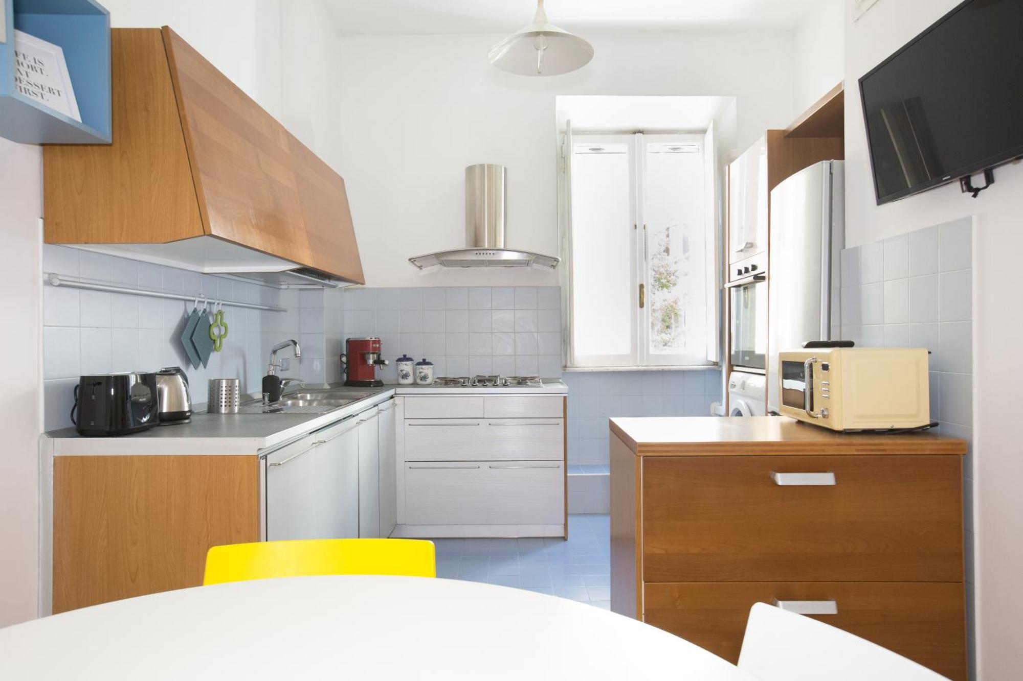 Destination San Giovanni Homey Flat - 3 Bdrs - Metro A * Rom